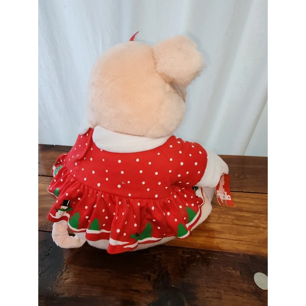Macy's Priscilla Rich's Pink Pig‎ Christmas Skater 1997